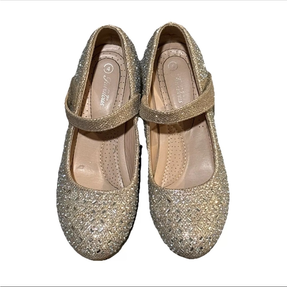 Fabulous gold shoes size 4.